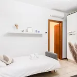 Appartamento Certosa Charm - Private Parking By Innstay *