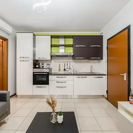 Appartamento Certosa Charm - Free Garage Parking By Innstay *