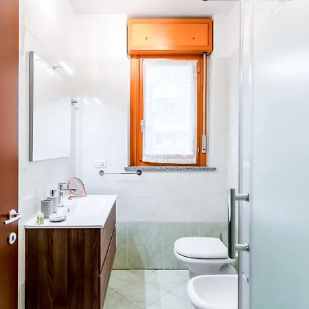 Certosa Charm - Private Parking By Innstay 아파트 밀라노