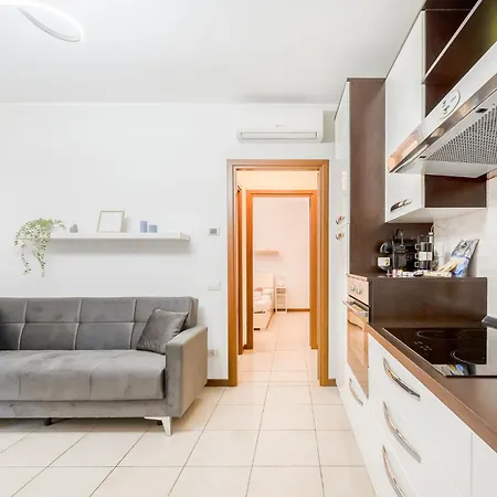 Appartamento Certosa Charm - Private Parking By Innstay *