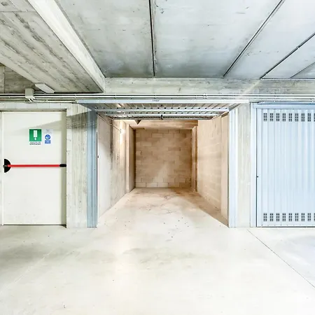 Апартаменты Certosa Charm - Private Parking By Innstay Милан