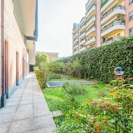 Апартаменты Certosa Charm - Private Parking By Innstay Милан
