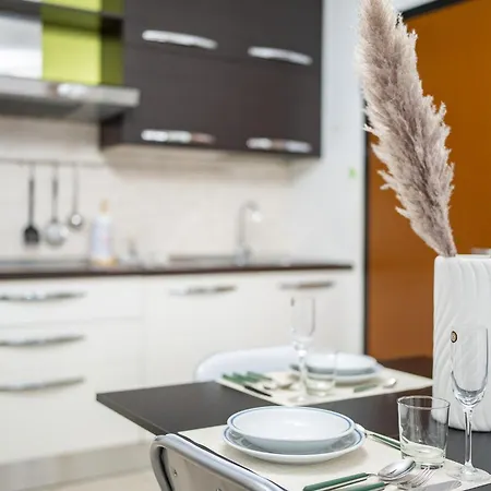 Certosa Charm - Free Garage Parking By Innstay Milán