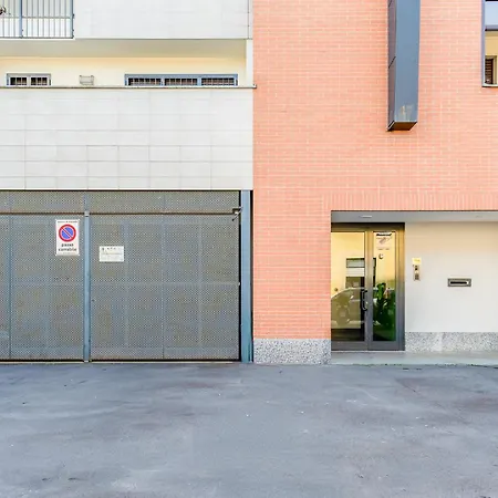 Certosa Charm - Free Garage Parking By Innstay Apartamento